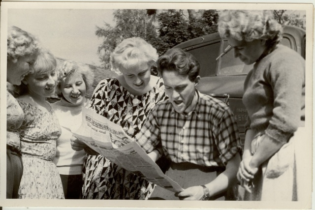 foto, Kadrina abiturendid, kes otsustasid tööle minna Ühisjõu kolhoosi 1961.a.