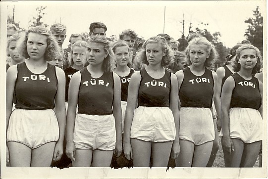 foto, Türi rajooni noored vabariiklikul spartakiaadil 1953.a.