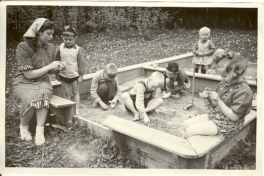 foto,  Türi rajooni Koidu kolhoosi lasteaias 1955.a.