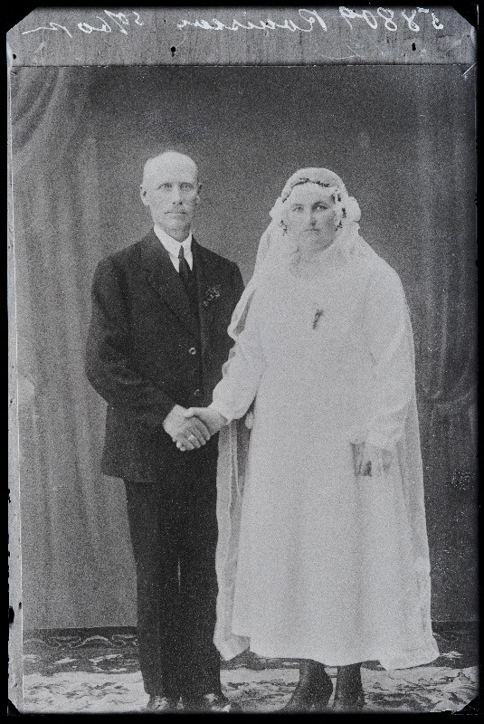 Noorpaar, (27.04.1932 fotokoopia, tellija Ronisson).