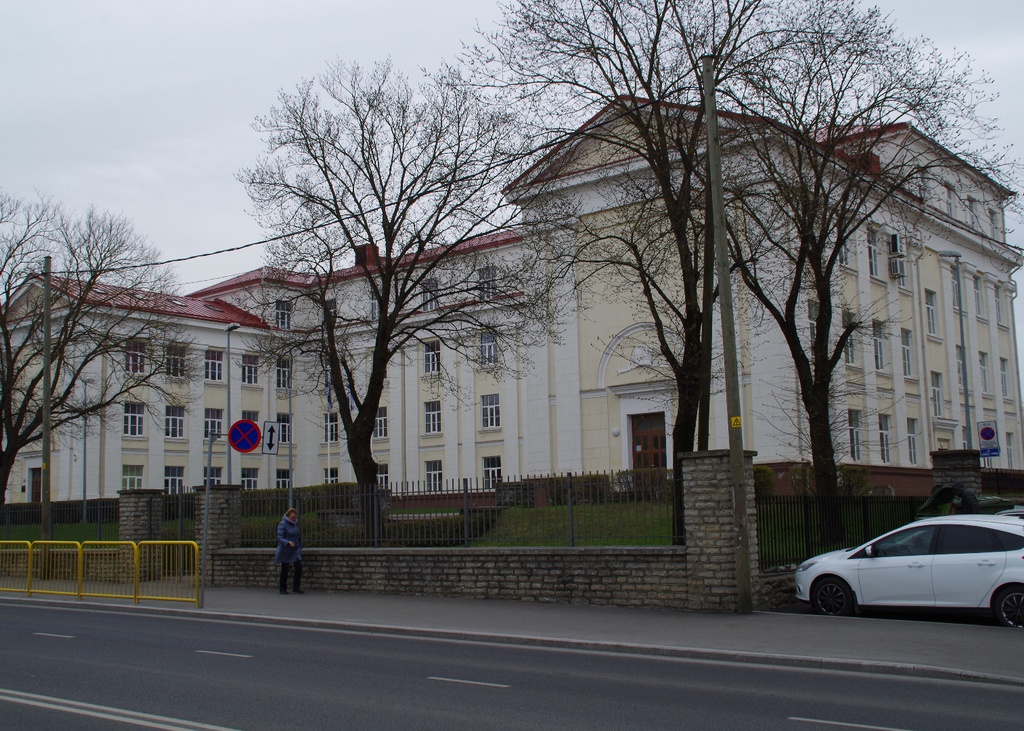 Tallinn, V.Kingissepa tänav 68, 23. keskkool. rephoto