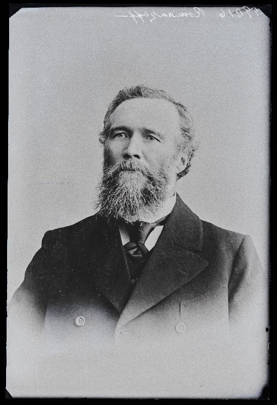 Mehe foto, (23.05.1932 fotokoopia, tellija Romanzoff [Romanzov]).