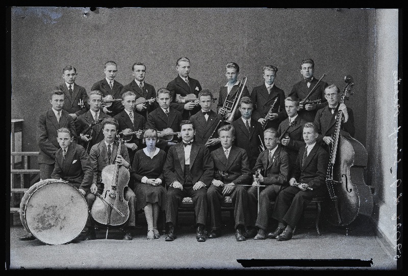 Viljandi Linna Ühisgümnaasiumi sümfooniaorkester.