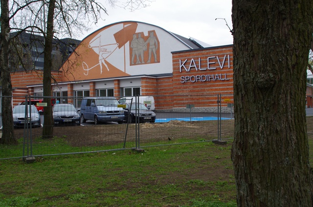 Kalev sports hall in Tallinn on Juhkental Street rephoto