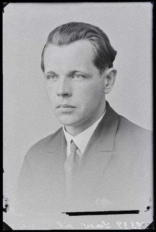 Laev Kaarli vallast.
