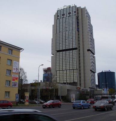 Construction of the "Olympia" hotel. rephoto