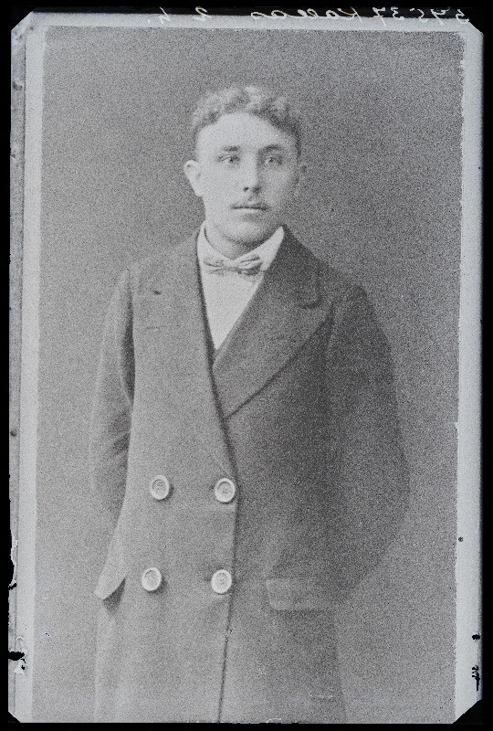 Mehe foto, (15.08.1932 fotokoopia, tellija Kallas).