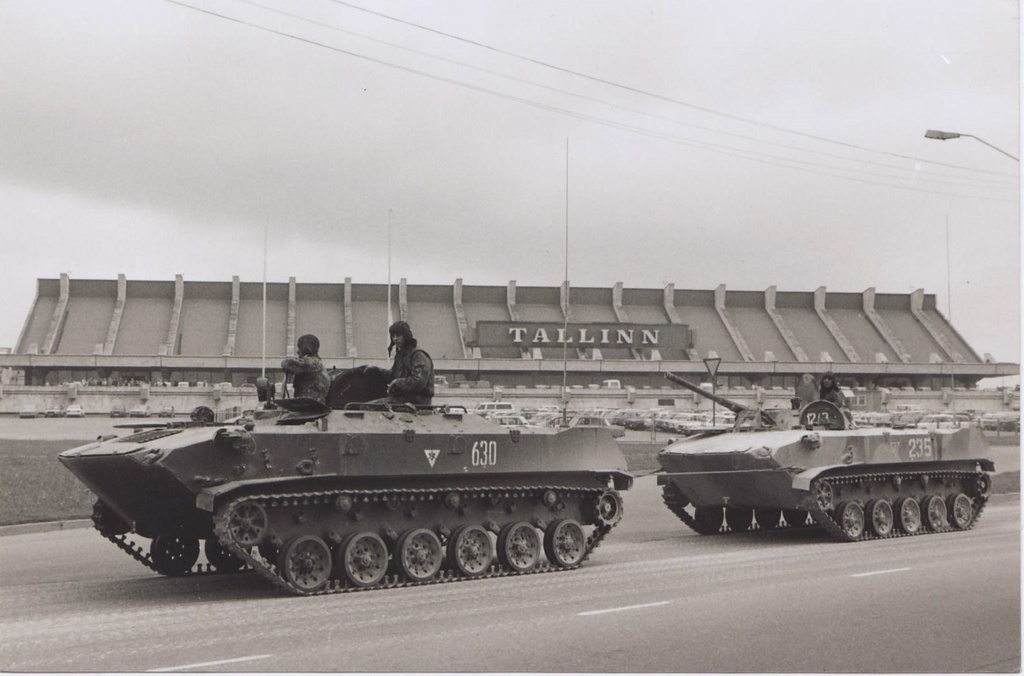 Tanks, benches at the airport on August 20, 1991