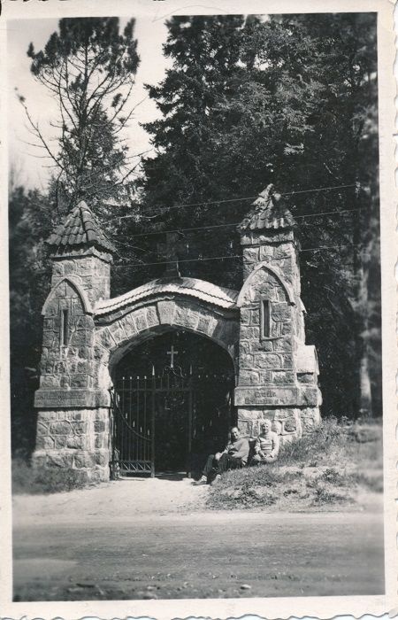 Palamuse cemetery gates 1963
