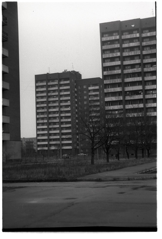 „Uuselamurajoon“ - Tallinn. Kõrged paneelmajad