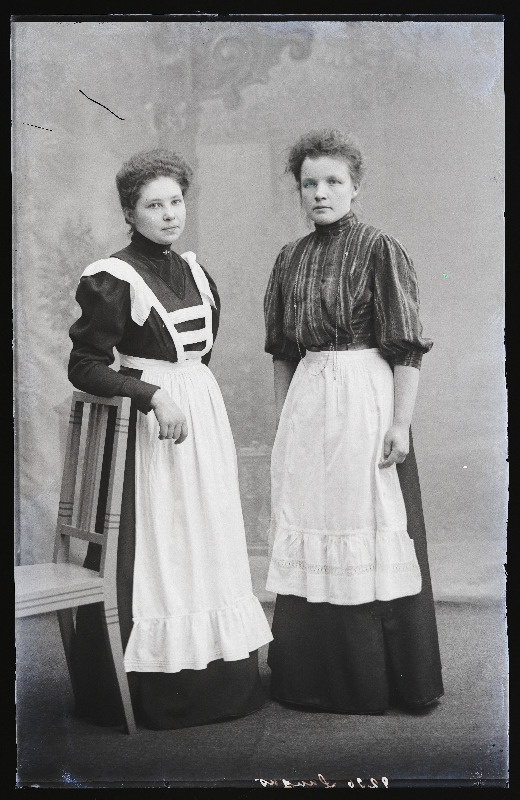 Kati Luugus sõbratariga.