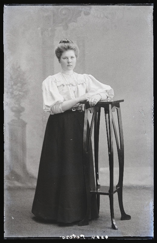 Marie Peters.