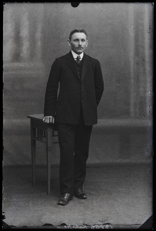 Kahrklin.