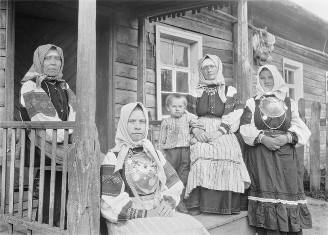 The people of Tsängu's house