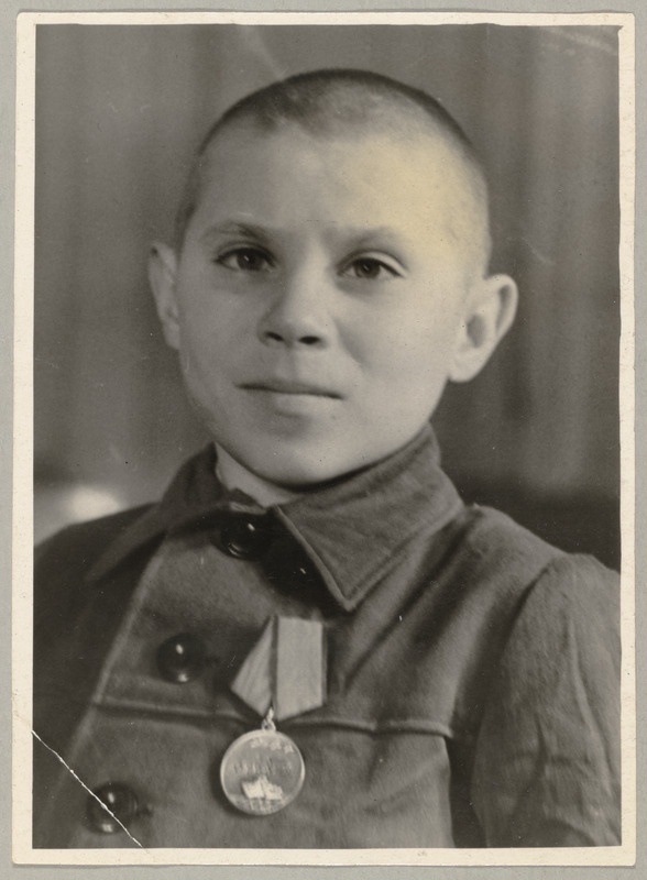 Neverko, Adik (portree) - partisan Suure Isamaasõja ajal.