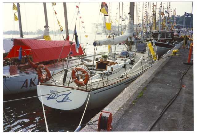 Sluuppi Linda Pärnusta Tall Ships' Race event in the Southern Port