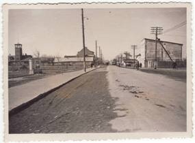 The beginning of the big street by railway by 1920?