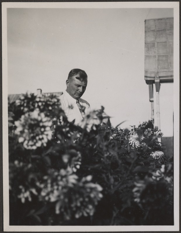 Hermann Tõnissoo pildil, foto Hermann Tõnissoo perealbumist