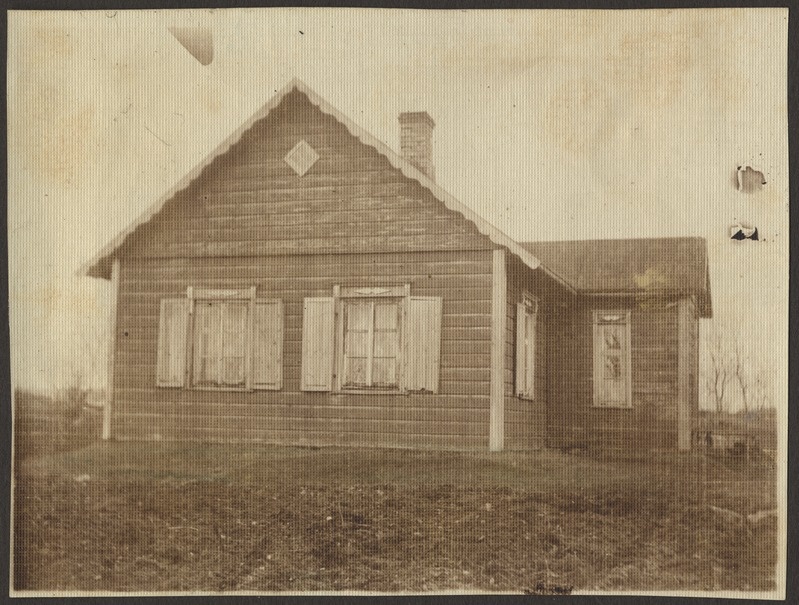 Talumaja, foto Hermann Tõnissoo perealbumist