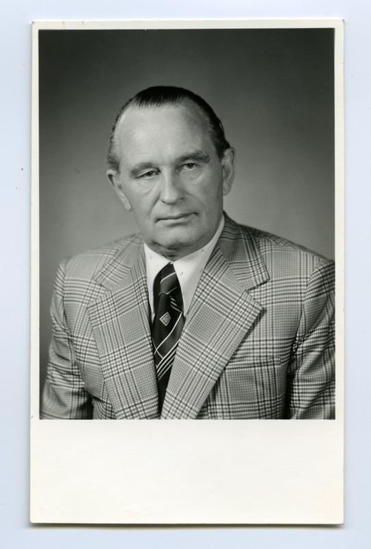 Portreefoto, Oskar Kuul