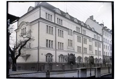 Eesti Panga teenistujate elamud Kentmanni tänaval  similar photo