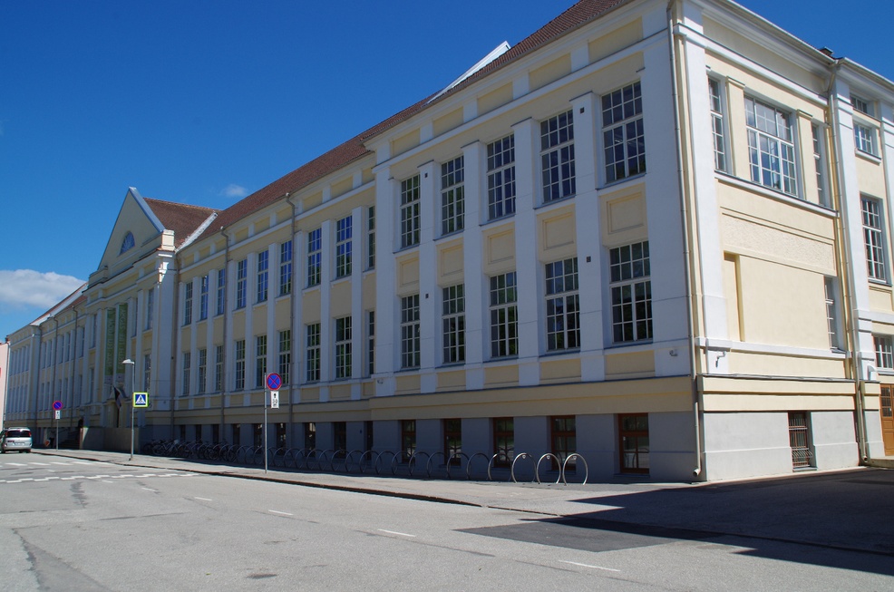 Tartu Eesti : University Institute of Zoology = Institute of Zoology de Universitato rephoto