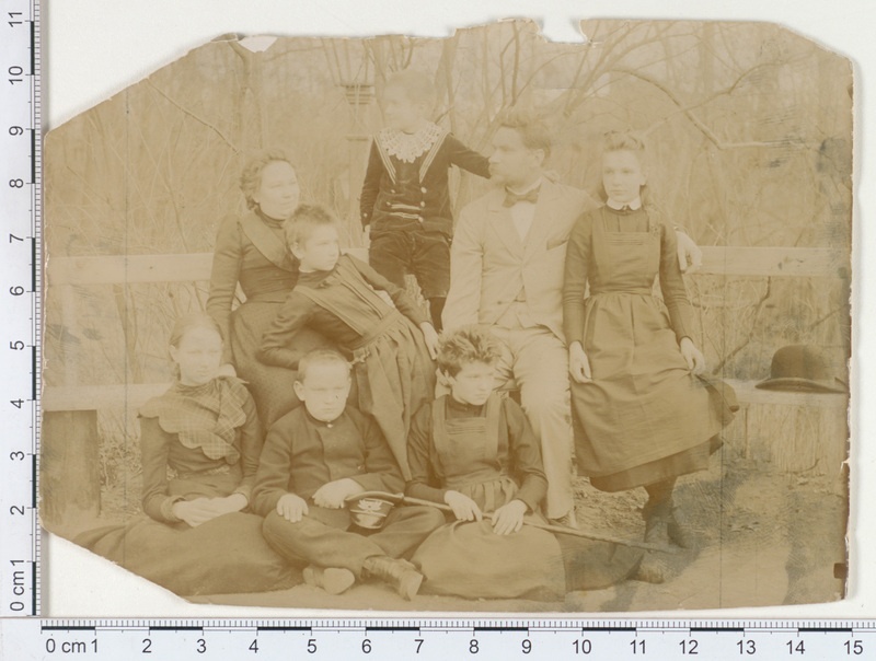 M. Martna perekonnaga