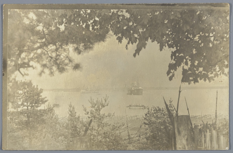 Operatsioon Albion: Saksa aurulaevad Saaremaa rannikul