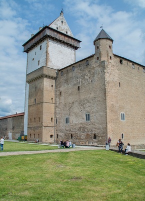 Narva, Hermann Fortress. rephoto