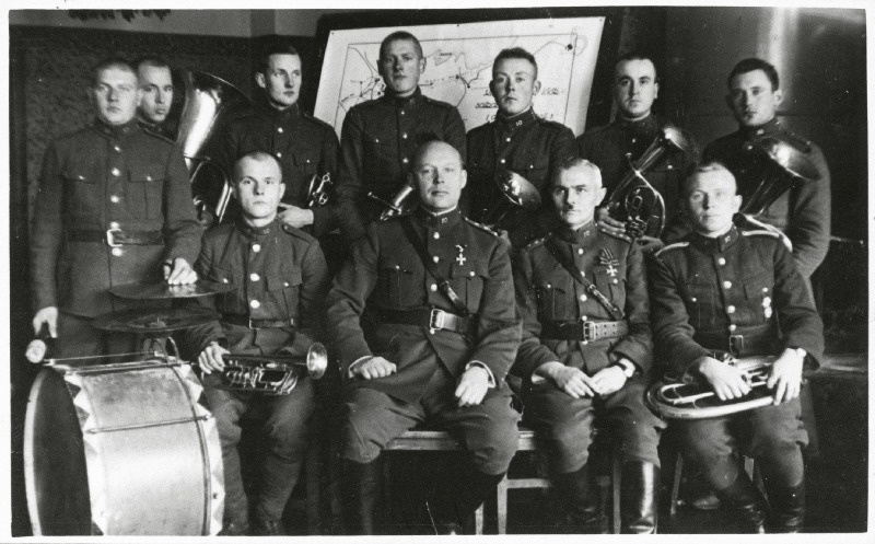 10. Üksiku Jalaväepataljoni orkester.