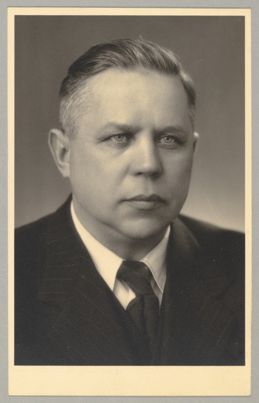 Portree: Aleksander Hendrikson - ENSV Ülemnõukogu saadik, valitud 16.02.1947