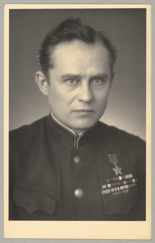 Portree: Endel Puusepp - ENSV Ülemnõukogu saadik, valitud 16.02.1947