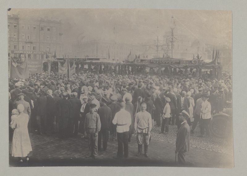 Nikolai vaksali juures. III Internatsionaali II Kongress.