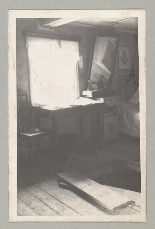 Uku talu Sauel. Talus varjas end 1921.a. Viktor Kingissepp ja asus põrandaalune trükikoda ning peeti EK(b)P II kongress. V. Kingissepa tuba