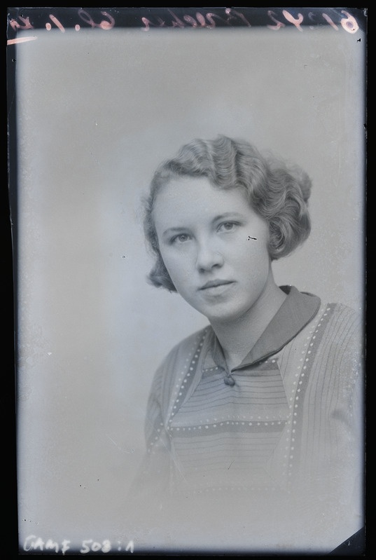 Brecher. Rindportree, pöördega vasakule