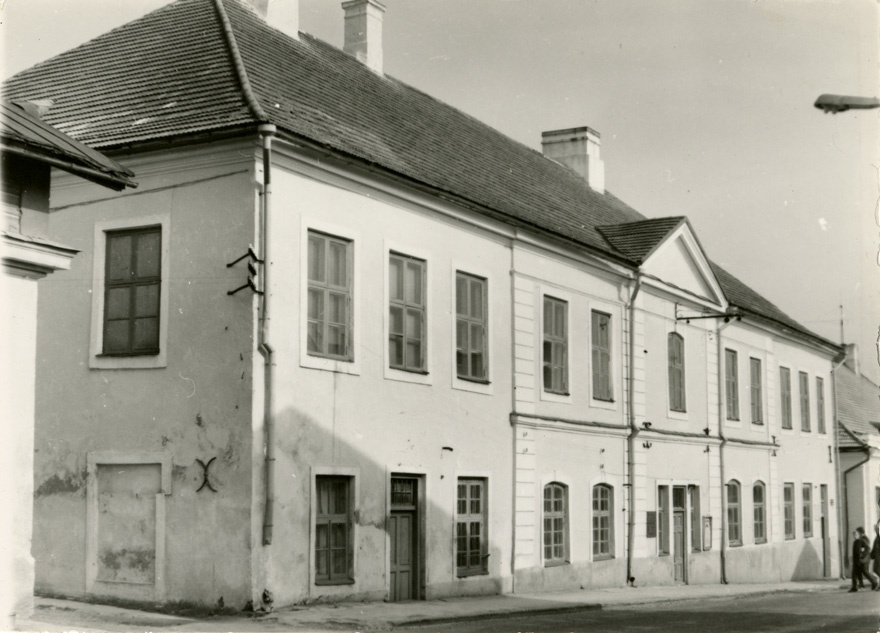 Ameti- ja kohtuhoone Rakveres Tallinna tänaval, vaade. Arhitekt J. Mohr (tüüpprojekt)