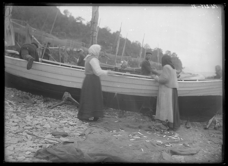 Kalamehed mererannas