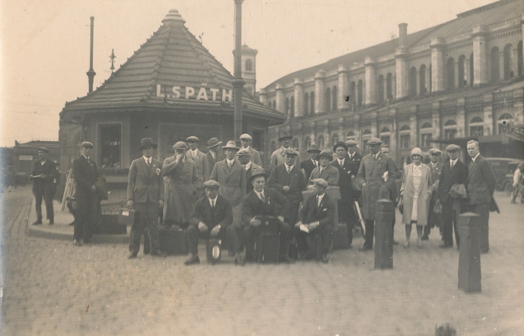 Grupp eesti sportlasi Berliinis
