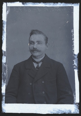 Martson.  duplicate photo