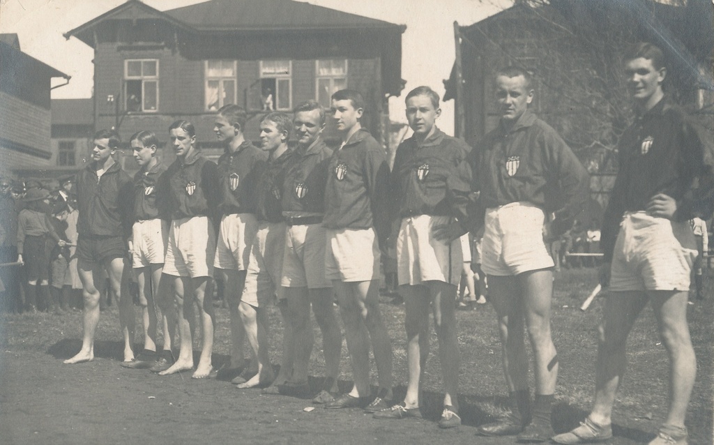 Teatejooks ümber Tallinna