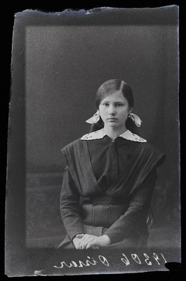 Oissaar [Oissar].  similar photo