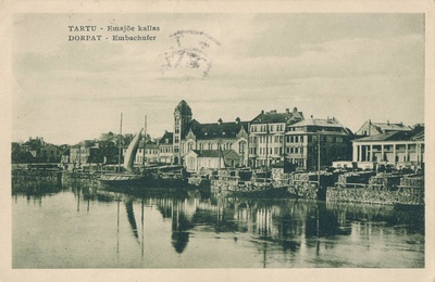Tartu kesklinn Emajõe paremkaldal (pritsimaja, kaubahoov, puuturg, lodi).   1931.  duplicate photo