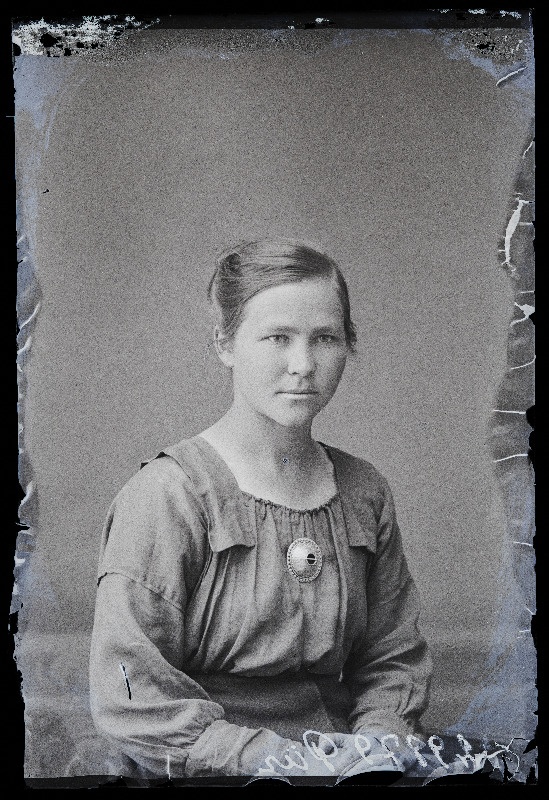 Ida Piir, (Halliste kihelkond, Liplapi aiatöö- ja majapidamise kool).