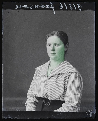 Anna Jaanson.  duplicate photo
