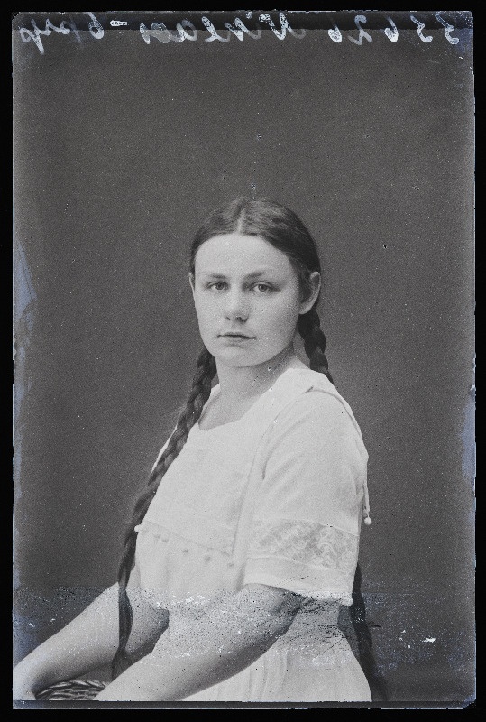 Niklaos [Niglas].