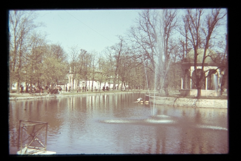 Spring Kadrioru luigetic, tigi pavilion, blasting.