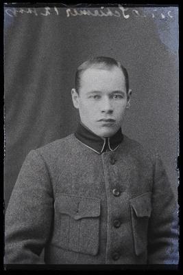 Sõjaväelane Schirmer.  duplicate photo