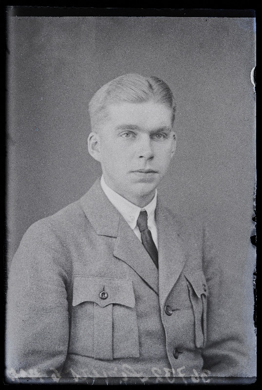 Von Sivers [Sievers].
