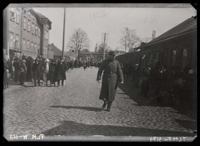 Töölisrongkäik Tallinnas, Paldiski mnt-l  duplicate photo