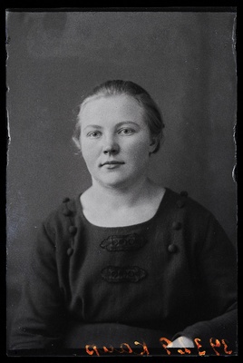 Ida Kaup.  duplicate photo
